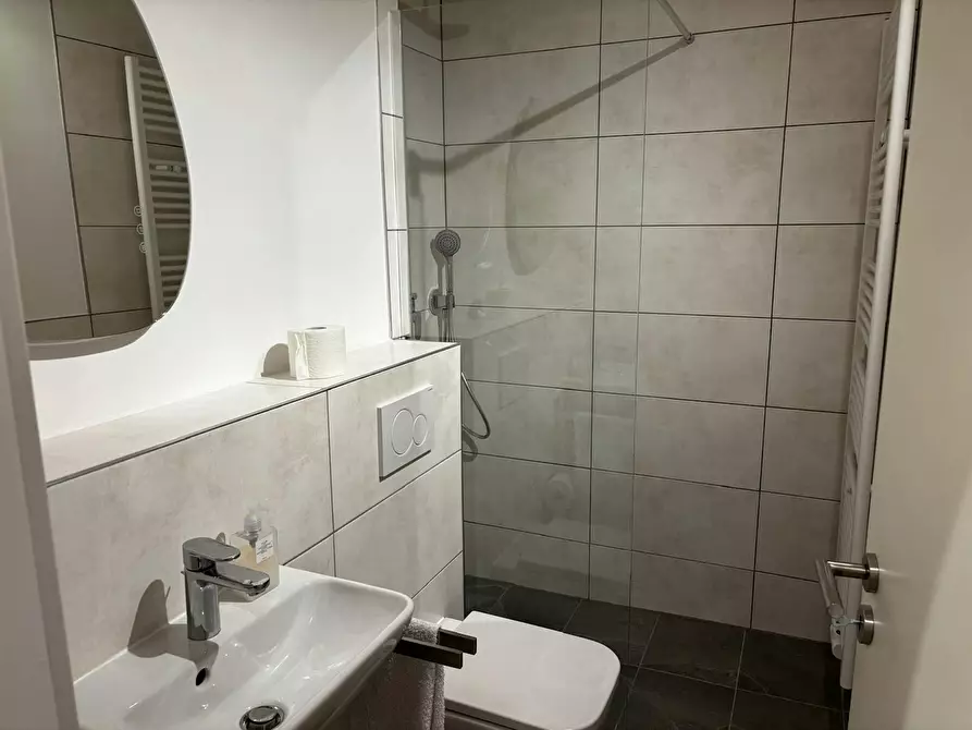 Immagine 3 di Appartamento in affitto  in Schwarzwaldstraße a Frankfurt am Main