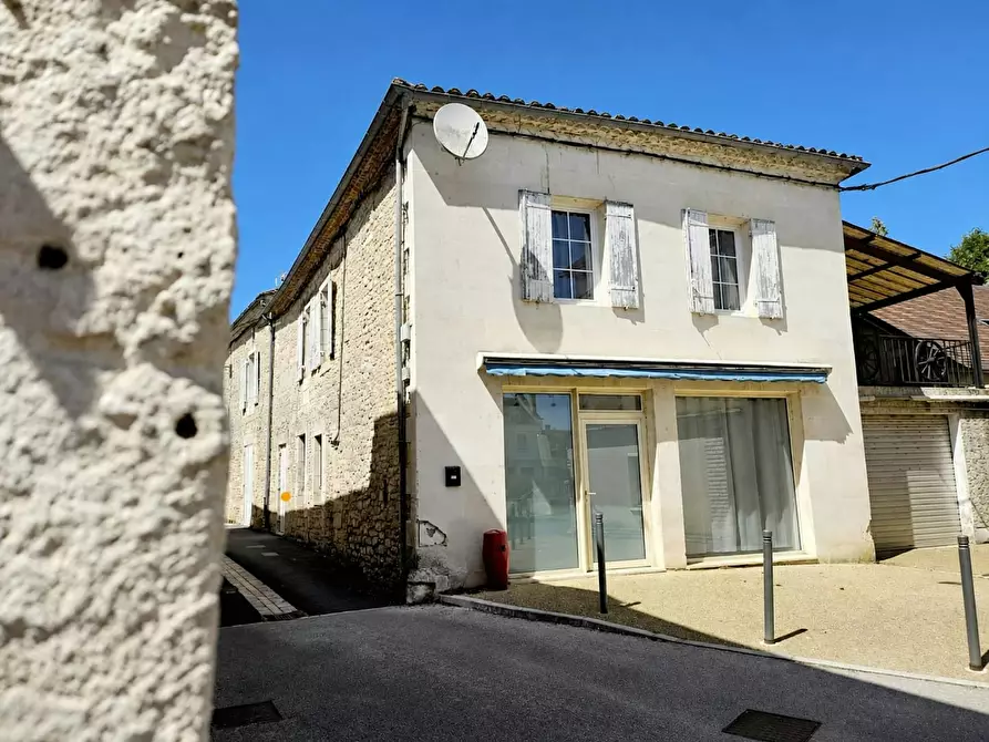 Immagine 1 di Camera in affitto  in Rue Saint-Christophe a Sorges