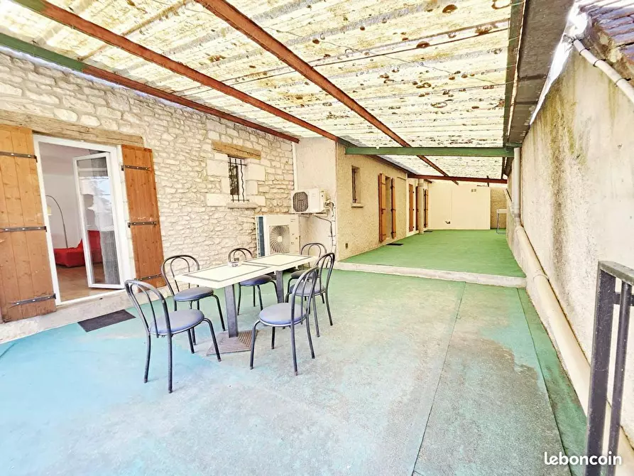 Immagine 8 di Camera in affitto  in Rue Saint-Christophe a Sorges