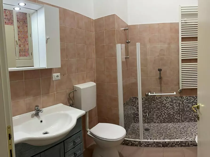 Immagine 5 di Appartamento in affitto  in Via Anton Giulio Barrili a Milano