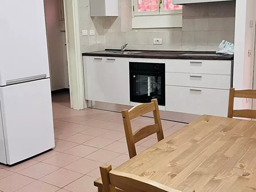 Immagine 2 di Appartamento in affitto  in Via Anton Giulio Barrili a Milano