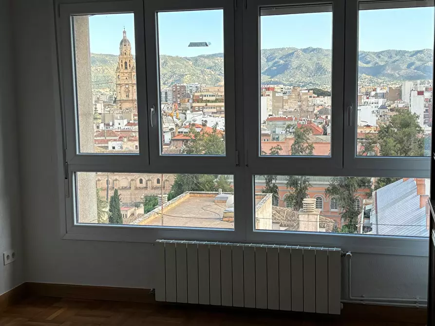 Immagine 3 di Appartamento in affitto  in Plaza Carlos III a Murcia