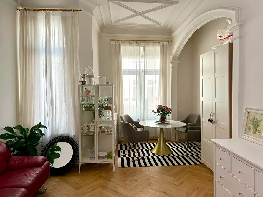 Immagine 1 di Appartamento in affitto  in Adolfstraße a Wiesbaden