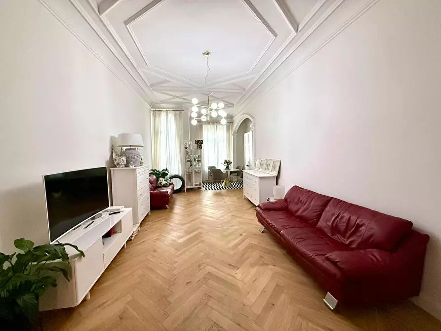 Immagine 2 di Appartamento in affitto  in Adolfstraße a Wiesbaden