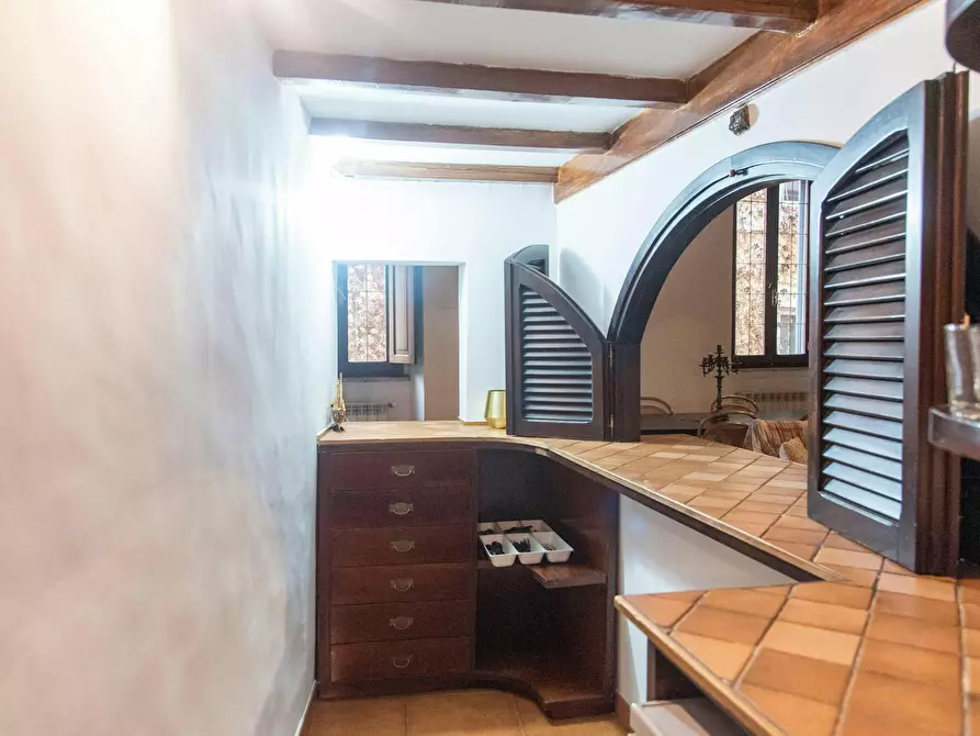 Immagine 10 di Appartamento in affitto  in Via dei Coronari a Roma