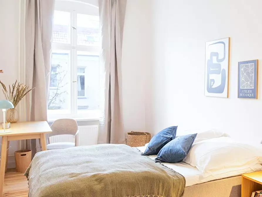 Immagine 1 di Camera in affitto  in Bredowstraße a Berlin