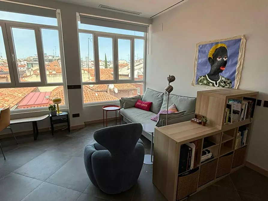 Immagine 3 di Appartamento in affitto  in Calle de San Bernardo a Madrid