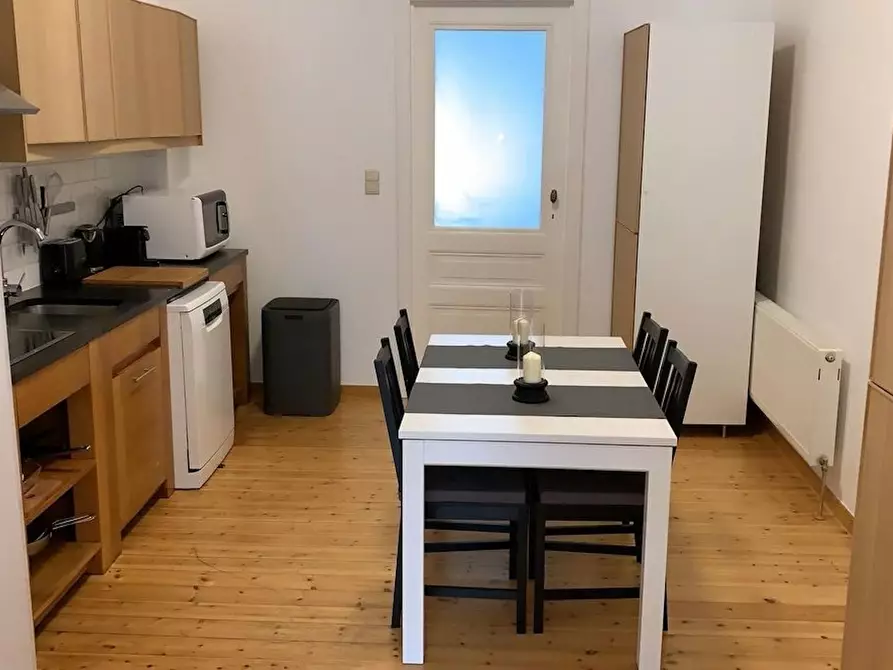 Immagine 1 di Appartamento in affitto  in Avenue des Villas a Saint-Gilles