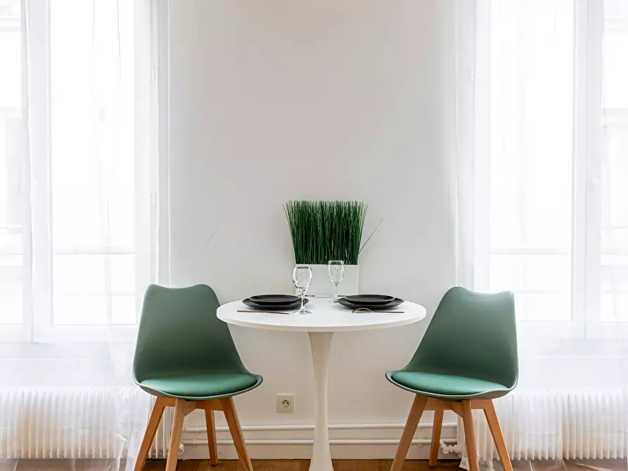 Immagine 5 di Appartamento in affitto  in Rue du Faubourg Saint-Martin a Paris