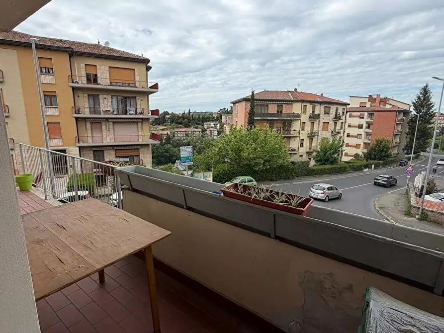 Immagine 4 di Camera in affitto  in Via Monte Santo a Siena