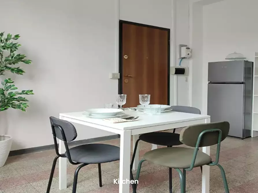 Immagine 2 di Appartamento in affitto  in Via Mario Morgantini a Milano