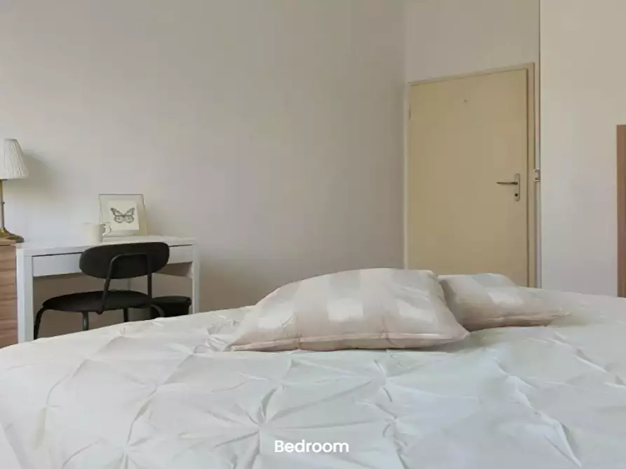 Immagine 6 di Appartamento in affitto  in Via Mario Morgantini a Milano