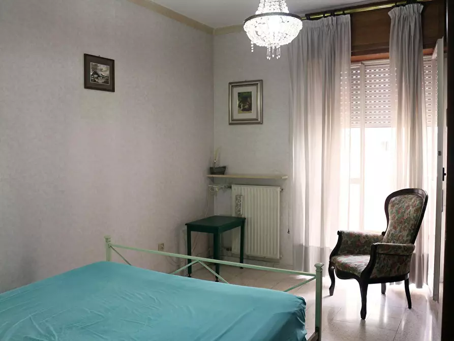 Immagine 4 di Camera in affitto  in Via Giuseppe de Robertis a Roma