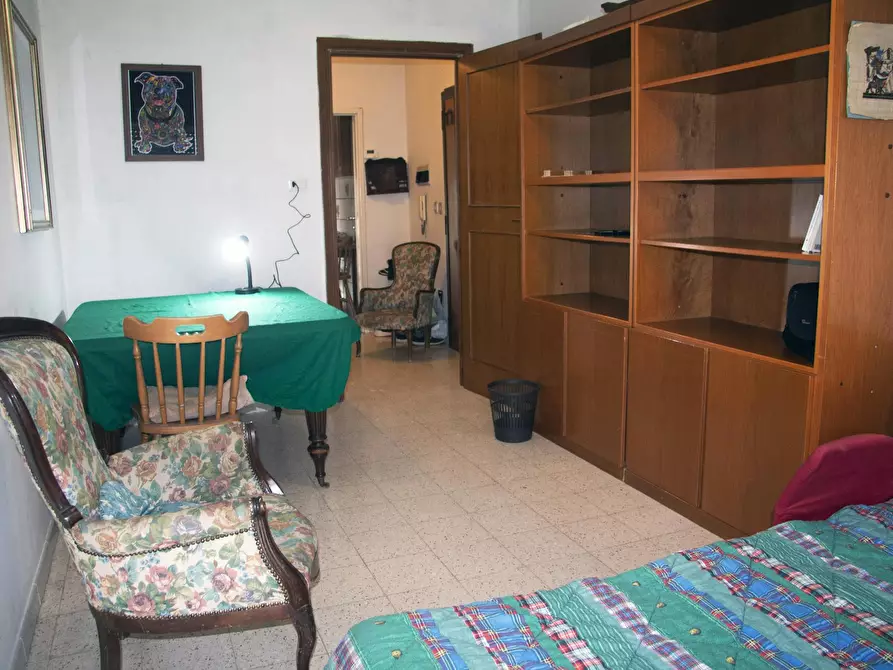 Immagine 2 di Camera in affitto  in Via Giuseppe de Robertis a Roma