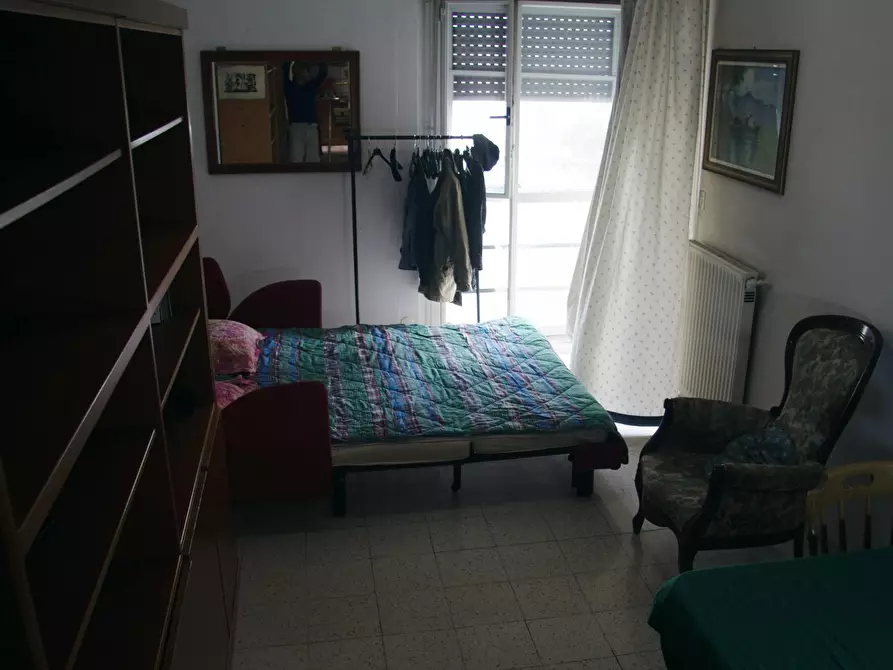 Immagine 3 di Camera in affitto  in Via Giuseppe de Robertis a Roma