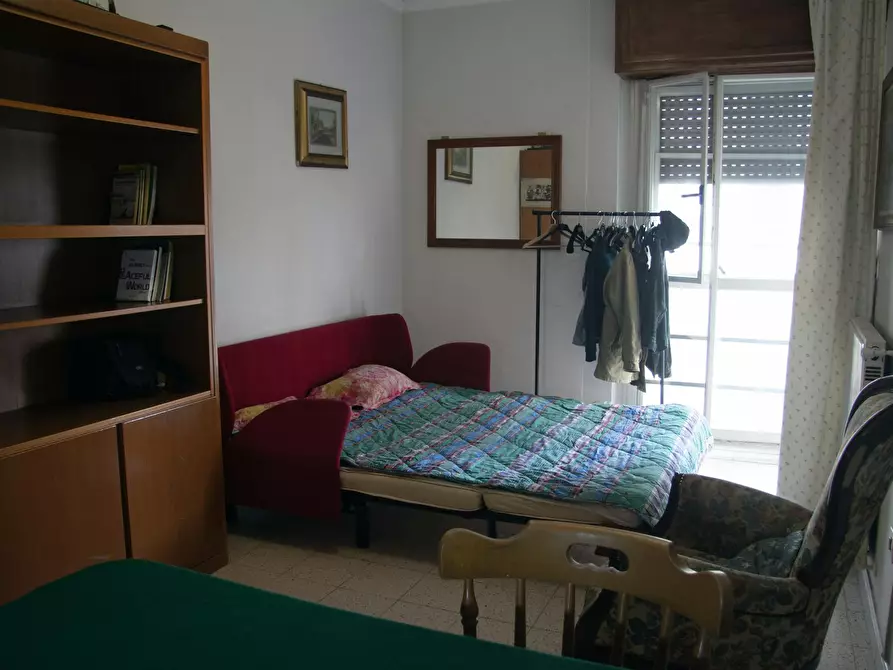 Immagine 5 di Camera in affitto  in Via Giuseppe de Robertis a Roma
