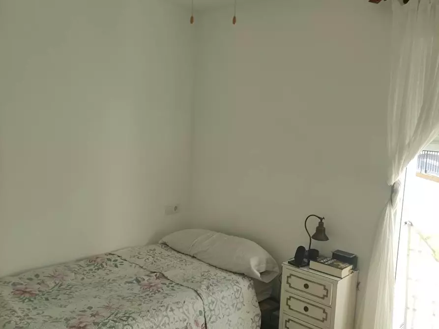 Immagine 8 di Camera in affitto  in Calle Previsión a Sevilla