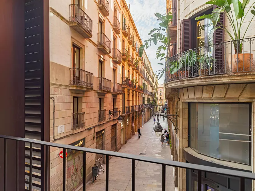 Immagine 5 di Appartamento in affitto  in Carrer de la Canuda a Barcelona