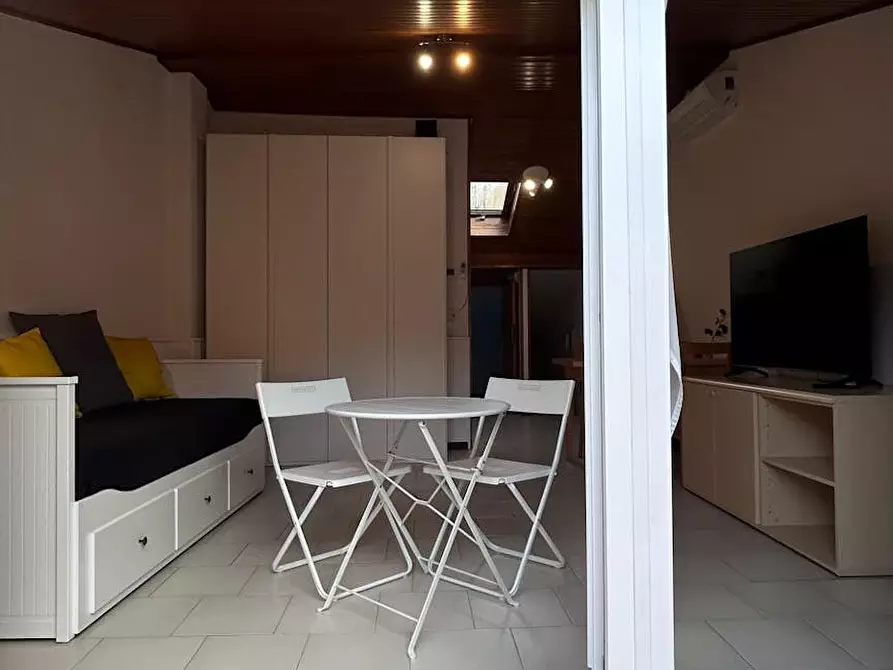 Immagine 9 di Appartamento in affitto  in Via Zamboni a Bologna
