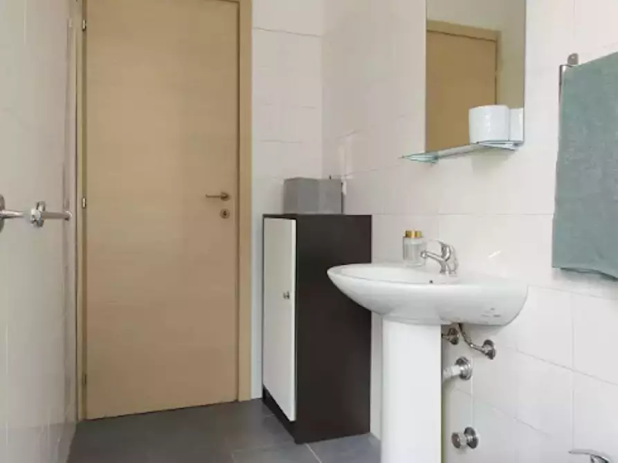 Immagine 10 di Appartamento in affitto  in Via Marcona a Milano