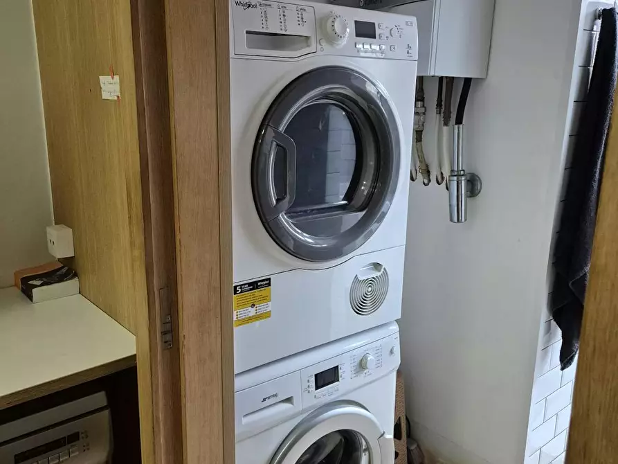 Immagine 5 di Appartamento in affitto  in Rue Wayez a Anderlecht
