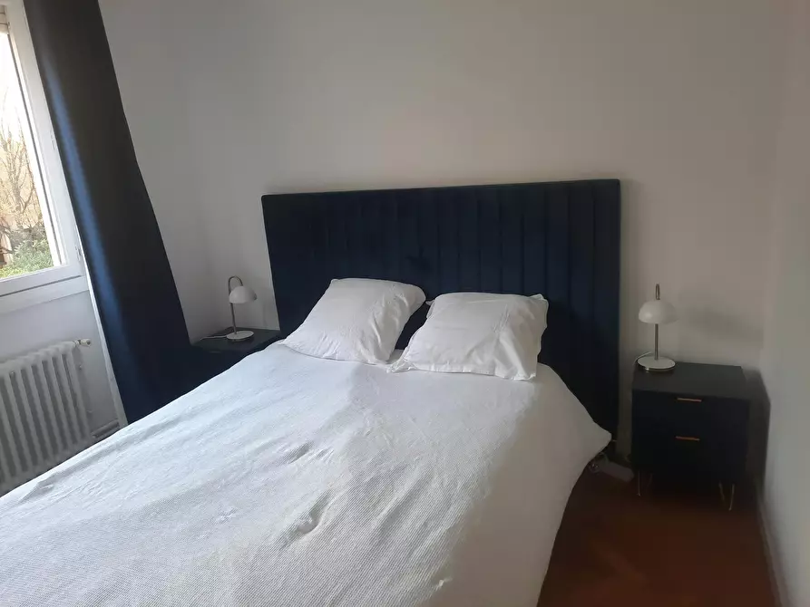 Immagine 4 di Appartamento in affitto  in Rue Ravat a Lyon