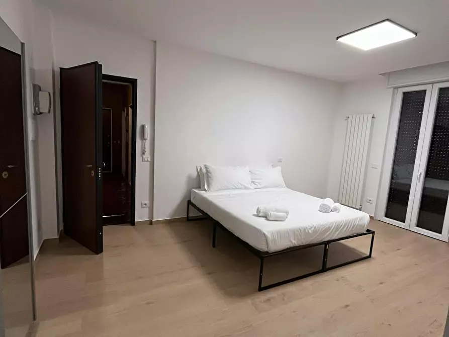 Immagine 3 di Casa indipendente in affitto  in Via Privata Carlo Antonio Carlone a Milano