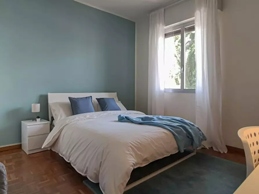 Immagine 1 di Camera in affitto  in Viale Luigi Ridolfi a Forli'