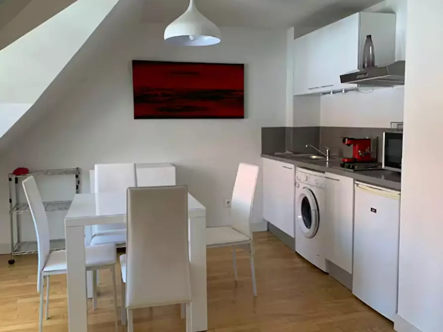 Immagine 1 di Appartamento in affitto  in Rue Kirstein a Strasbourg