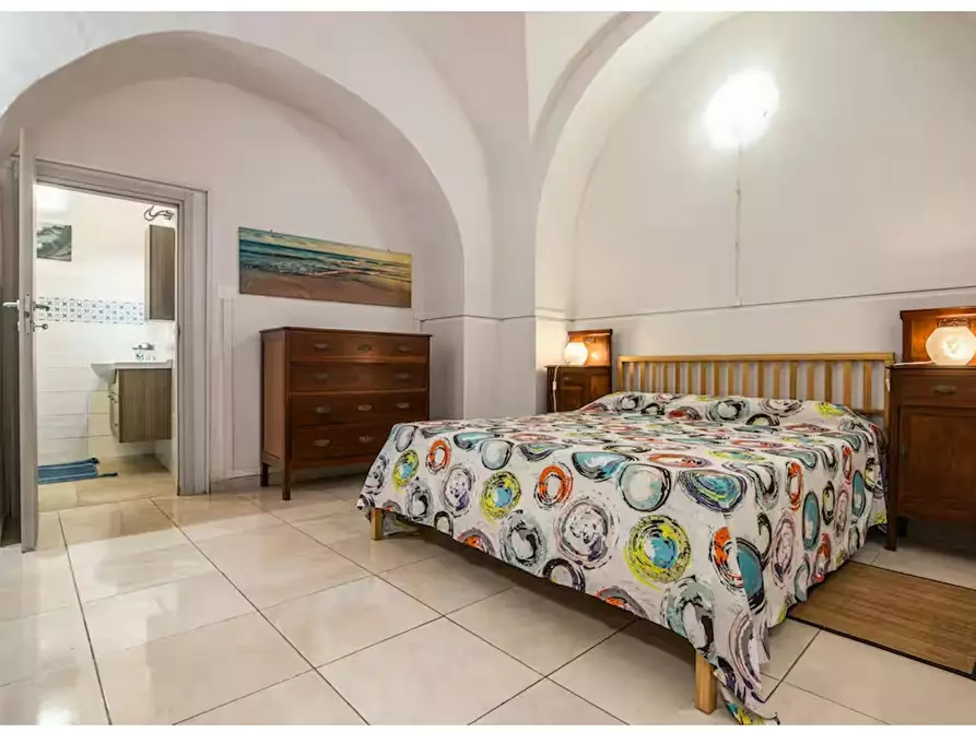Immagine 4 di Casa indipendente in affitto  in Via Santa Barbara a Catania