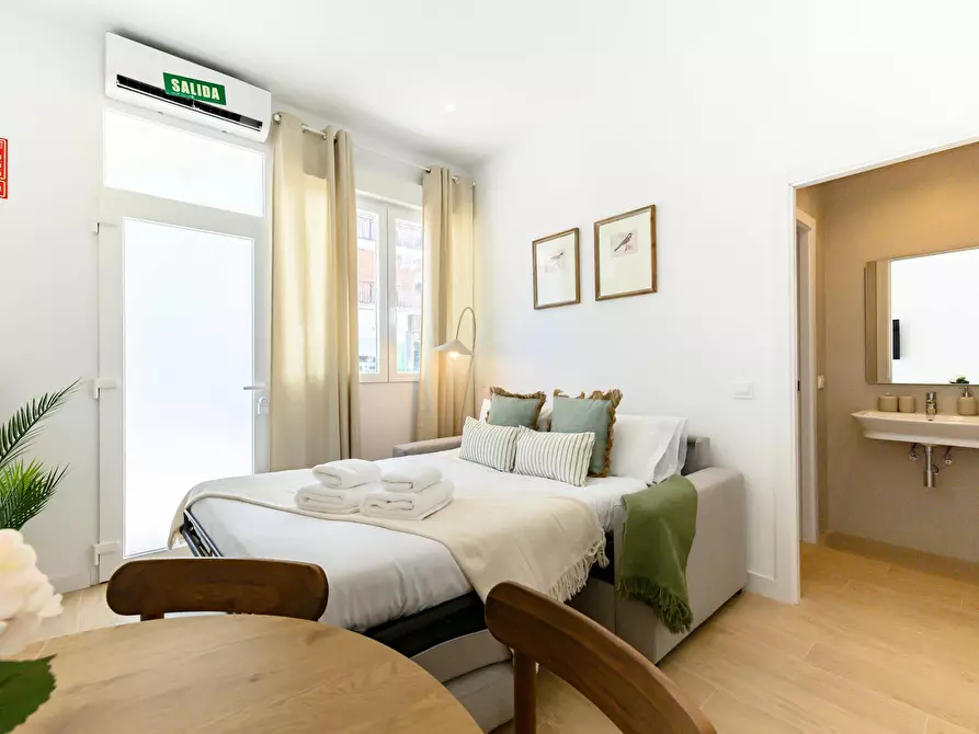Immagine 10 di Appartamento in affitto  in Calle de Sierra Bullones a Madrid