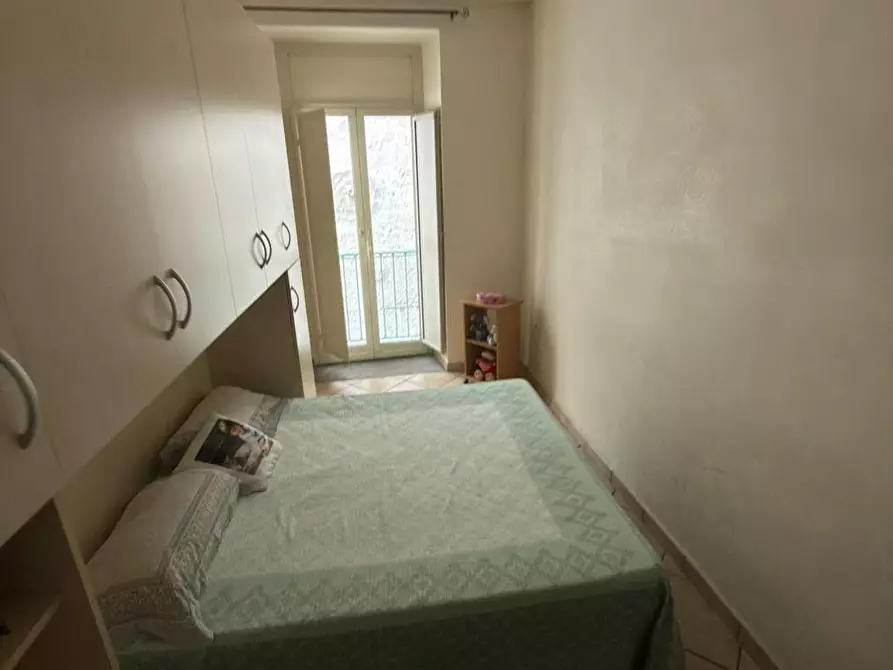 Immagine 3 di Camera in affitto  in Vico Limoncello a Napoli