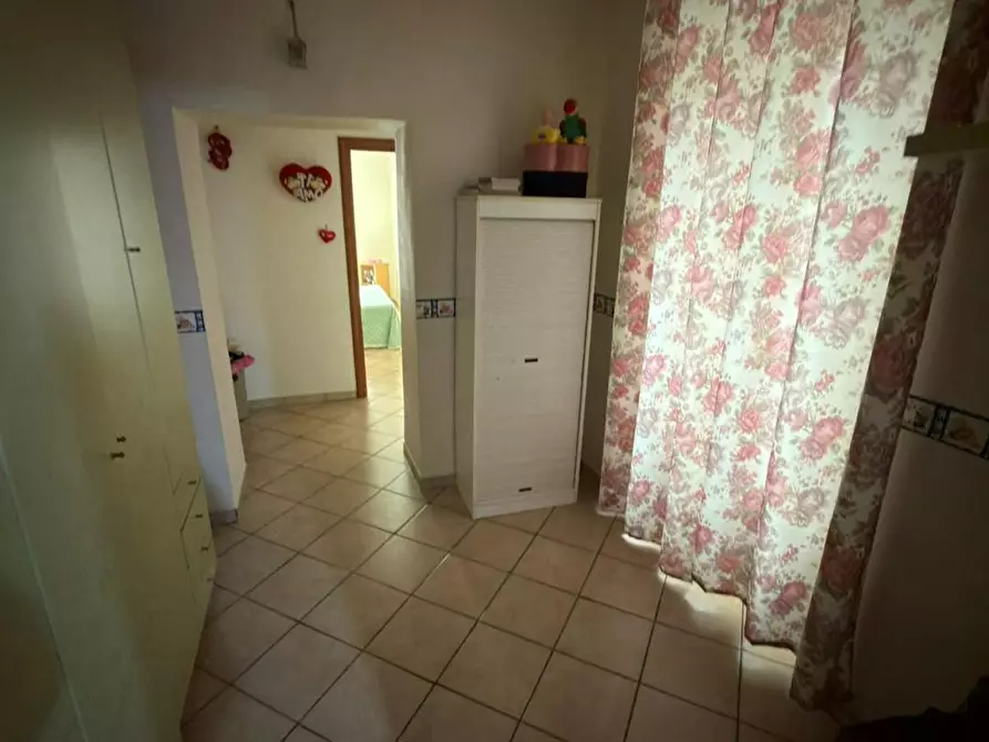 Immagine 9 di Camera in affitto  in Vico Limoncello a Napoli