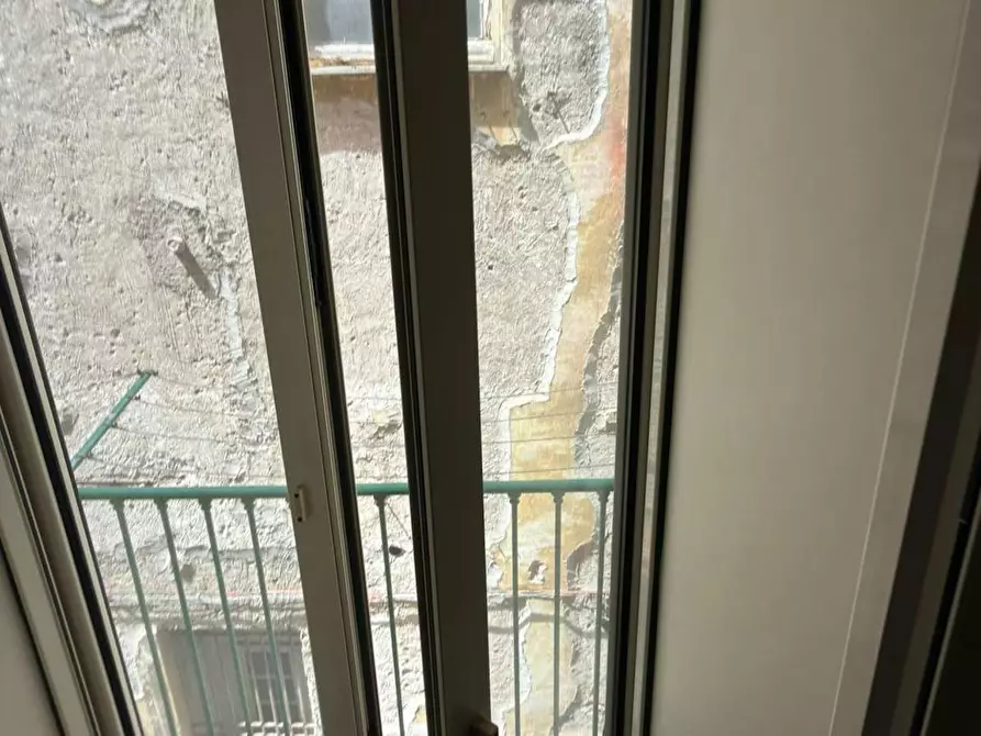 Immagine 6 di Camera in affitto  in Vico Limoncello a Napoli
