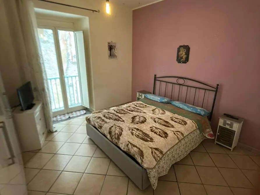 Immagine 1 di Camera in affitto  in Vico Limoncello a Napoli