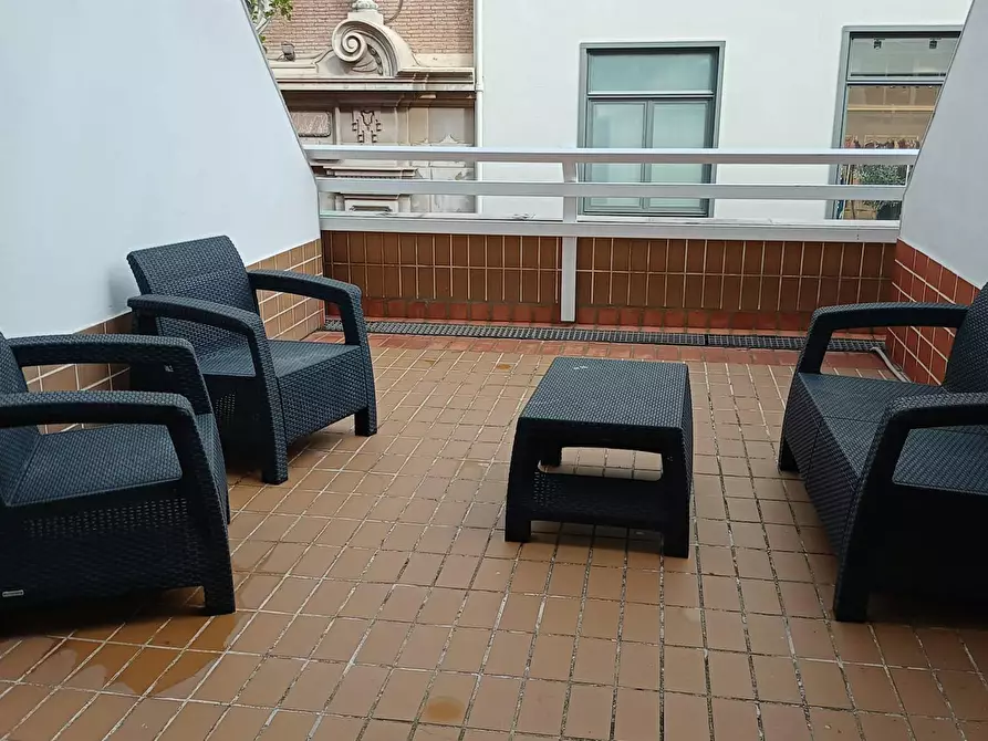Immagine 9 di Camera in affitto  in Carrer de Don Juan de Austria a Valencia