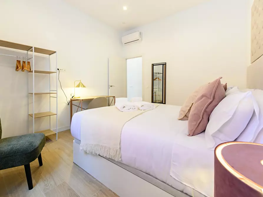 Immagine 4 di Appartamento in affitto  in Calle de Sierra Bullones a Madrid
