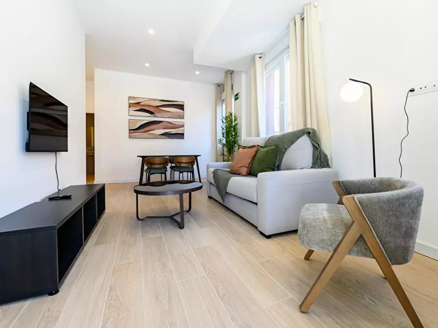 Immagine 1 di Appartamento in affitto  in Calle de Sierra Bullones a Madrid