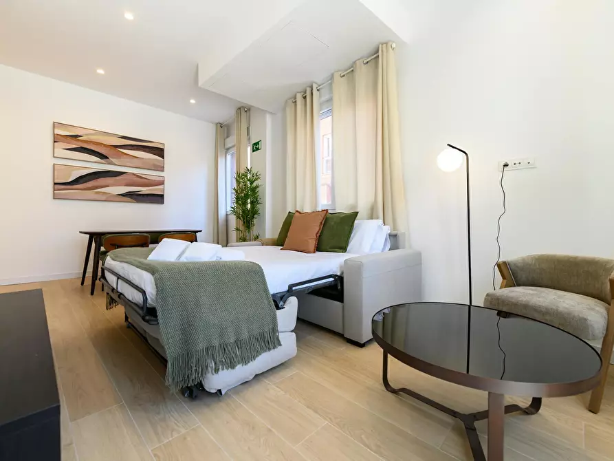 Immagine 7 di Appartamento in affitto  in Calle de Sierra Bullones a Madrid