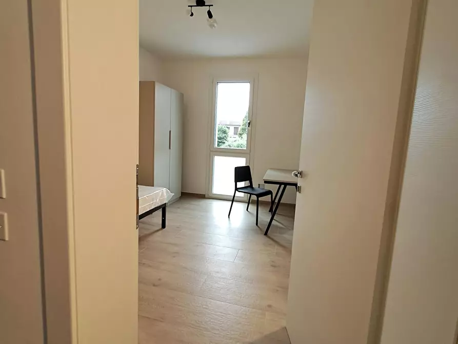 Immagine 3 di Camera in affitto  in Via Giuseppe Garibaldi a Albignasego