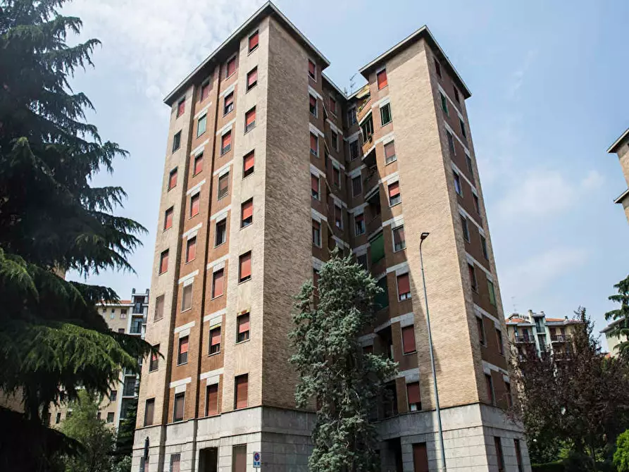 Immagine 9 di Camera in affitto  in Via Salvatore Barzilai a Milano