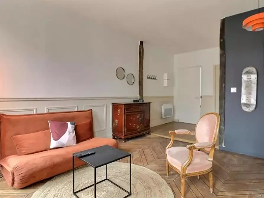 Immagine 2 di Appartamento in affitto  in Rue du Faubourg Saint-Martin a Paris