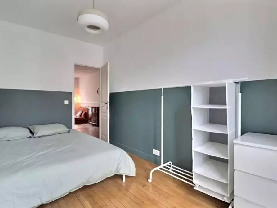 Immagine 6 di Appartamento in affitto  in Rue du Faubourg Saint-Martin a Paris