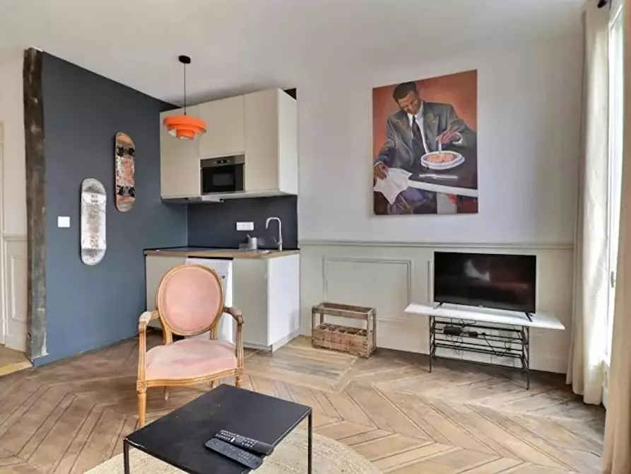 Immagine 3 di Appartamento in affitto  in Rue du Faubourg Saint-Martin a Paris