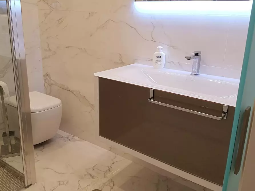 Immagine 9 di Appartamento in affitto  in Via Nazionale a Roma