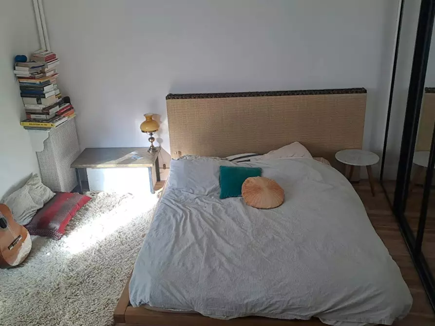 Immagine 2 di Appartamento in affitto  in Rue Manin a Paris