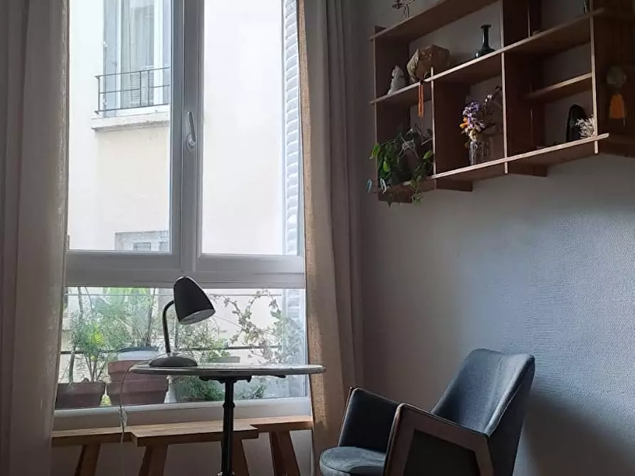 Immagine 6 di Appartamento in affitto  in Rue Manin a Paris