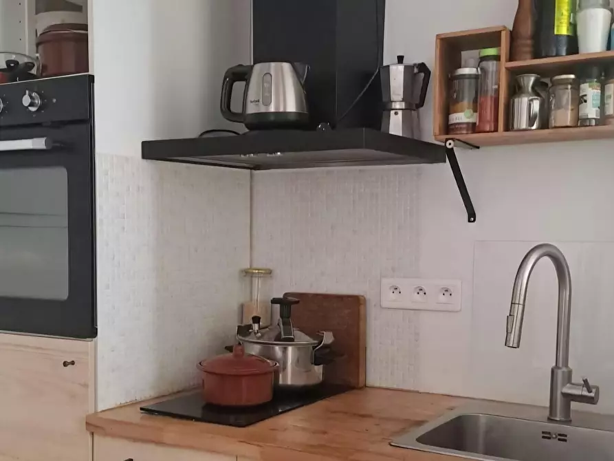 Immagine 7 di Appartamento in affitto  in Rue Manin a Paris