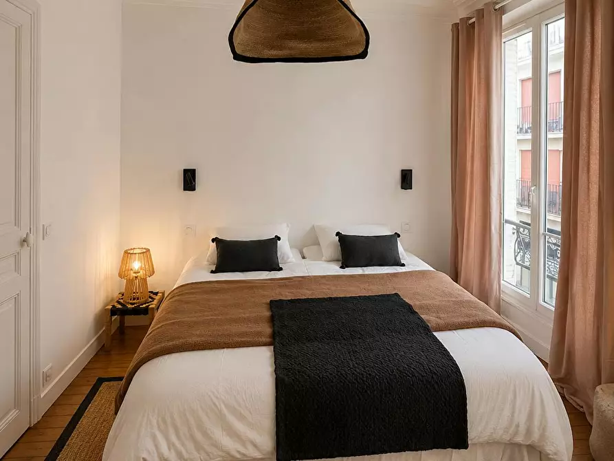 Immagine 6 di Appartamento in affitto  in Rue Dombasle a Paris