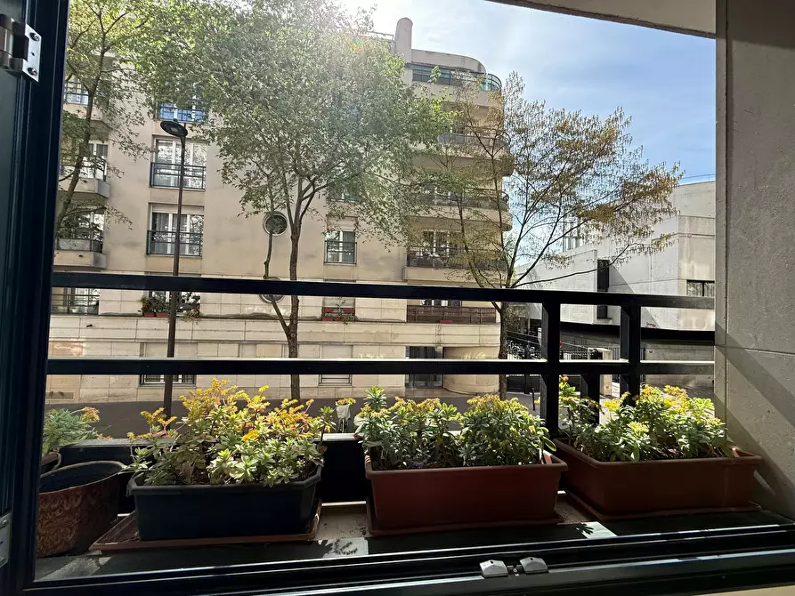 Immagine 8 di Appartamento in affitto  in Rue de l'Hôpital Saint-Louis a Paris
